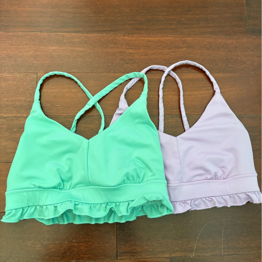 Sports bra with ruffles, perfect condition lightly worn, size s